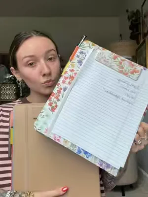 The best binders for teachers, school or work! #teachersoftiktok #dealsforyoudays #organization #teacher #officesupplies 