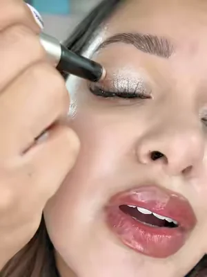 #timephoria #timephoriaeyeshadowstick #eyeshadowstick #dealsforyoudays 