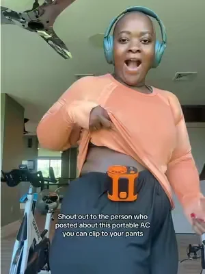 As someone who’s always hot and sweaty this is a must! #portablefan #portableac #portablewaistfan #fan #summeressentials 