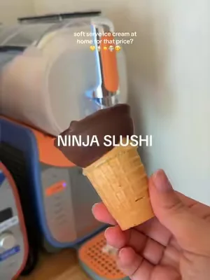The slushi max is IT 🍦😋 @Ninja Kitchen  #ninjaslushimax #ninjaslushi #slushymaker #softserveicecream #homemadeicecream 