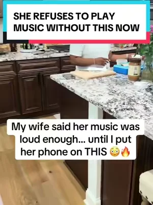One touch and it turned her phone into a speaker. Now she’s in love‼️#inductionspeaker #speaker #techtok #gadget #musthave 