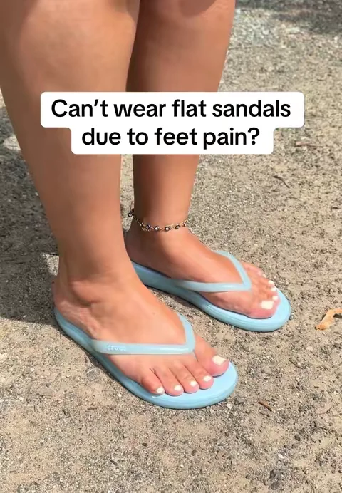 @Crocs Getaway Toe Loop sandals is by far the comfy sandals they have ever launched! I have never dealt with feet pain having these on. Not to mention, they are super cute and they have them on sale because of the summer #crocs #crocssandals #dealsforyoudays 