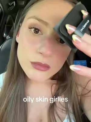 oily skin is forever changed with these blotting sheets that also set makeup  #summervibes #dealsforyoudays 