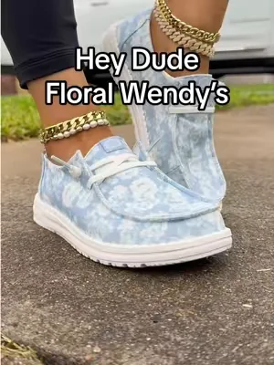 Hey Dude Floral Wendy’s are gorgeous!! #heydude #heydudefloral #heydudewendys #heydudesummer #tiktokshopcreatorpicks 