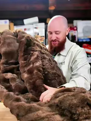 The new mellow cloud throw blanket is unmatched #mellowsleep #throwblanket #softblanket 