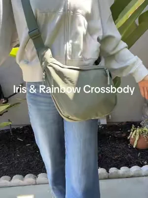 It holds soo much! 🌈 @Rainbow Boutique LLC #irisandrainbow #crossbodybag #nylonbag #hiphuggerbag 