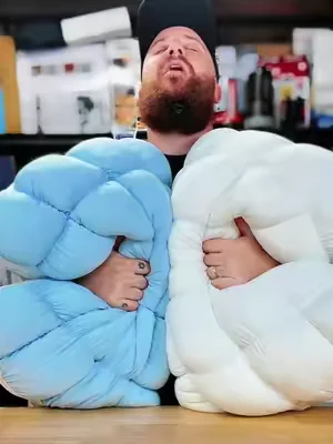 The mellow puff pillow is so worth it