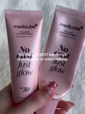 the ONLY spf i bring when i travel bc it works so well with makeup and doesnt pill 🫶🏼 medicube no cast just glow collagen sunscreen daily sun protection tiktok shop #tiktokshopcreatorpicks #tiktokshopsummerturnup #DealsForYouDay #tiktokshopdealsforyou #medicube medicube best korean sunscreen no white cast lightweight collagen brightening glass skin buy with coupon maehni @medicube global @medicube US Store 