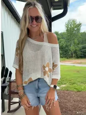 Viral for a reason! This crochet knitted look top is the best quality and so cute for summer! Love the flower details so much #dealsforyoudays #tiktokshopcreatorpicks #summerootd #knittedtop #summertop 