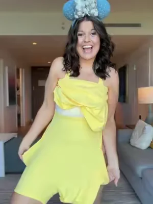 Butter yellow in This dress #halara #dress #plussizefashion #tiktokmademebuyit 
