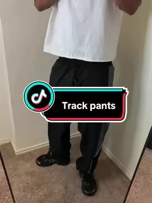 Best pants out rn #pants #trackpants #fashiontiktok #streetwear 