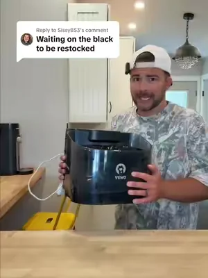 Replying to @SissyB53 #petwaterfountain #dogwaterfountain 