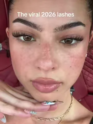 Heres the tut from my previous showcase 🥰 #lashclusters #clusterlashes #cateyelashes #diylashextensions 