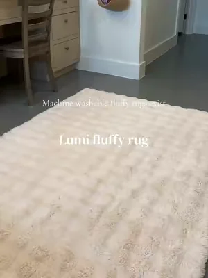 I didn’t think I needed this… I did #homedecor #dealsforyoudays #Summerwins #summervibes #bedsiderug 