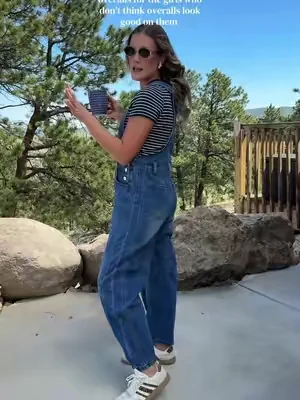 I truly believe these will look cute on anyone. I’m 5’4, 135 pounds & I got a small! #overalls #denimoveralls #cottagecorestyle #buttermomaesthetic #90sbuttermomstyle 