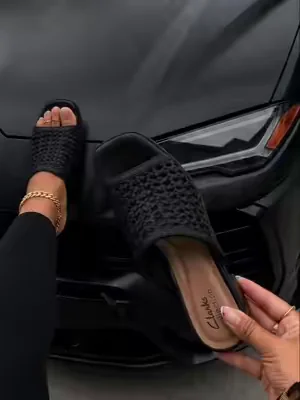 @QVC, Inc The Clark’s Leather heeled sandals are so cute and comfortable ✨🖤 #dealsforyoudays 