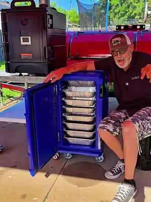 Replying to @keeshakeesha059 dont get gouged by the highest prices. these insulated food storage containers are at they're best price right now during this #vevorsuperbrandday #food #storagecontainers #dealsforyoudays #tiktokshopcreatorpicks 