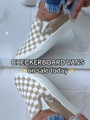Checkerboard VANS 🔥 #checkerboardvans #vans #vansshoes #dealsforyoudays #newshoes @vans 