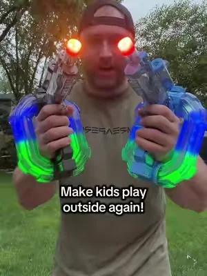 These water guns are amazing and so much fun! #waterguns #watertoys #kidstoys #summertoys #summervibes 