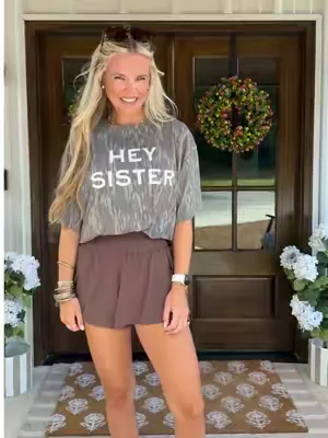 The price is actually insane!!! My favorite pair of athletic shorts just got some new colors! The best look for less find! #dealsforyoudays #tiktokshopcreatorpicks #athleticshorts #activewear #activeshorts 