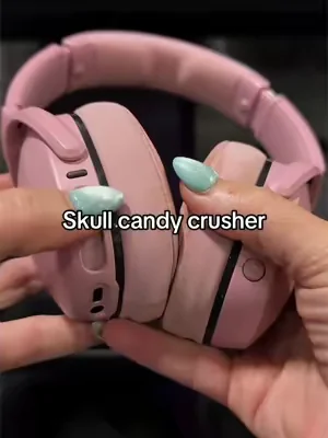Not me wanting to work out just so I can wear these again 💗🎧  the bass hits and you can sweat in them 🎀💪🏽🪩 @Skullcandy #skullcandycrushers #skullcandyactive #gymgirl #gymmotivation #pinkheadphones