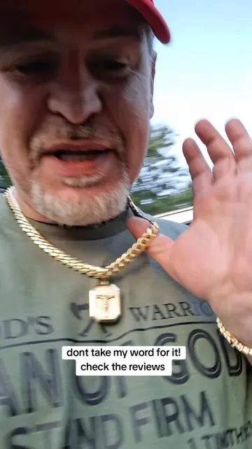 #goldnecklace #cubanlink #dealsforyoudays #holylegendjewelry #goldplatedjewelry 