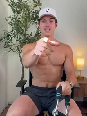 It’s not hard to get in shape, you just have to be consistent with a routine that actually works #healthy #fitness #malehealth #homegymequipment #tiktokshop 