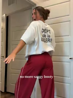 Best of both worlds✨ extremely baggy & still flattering #trackpants #sweatpants #baggysweats #timeoffsports #dealsforyoudays 
