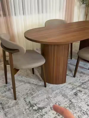 These chairs not only comfortable but luxurious at the same time #diningchairs #chairs #luxurychairs #modernchair #dealsforyoudays 