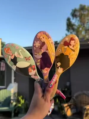 🪞✨👸🏻 #wetbrush #wetbrushdisney #disney #disneyprincess #dealsforyoudays 