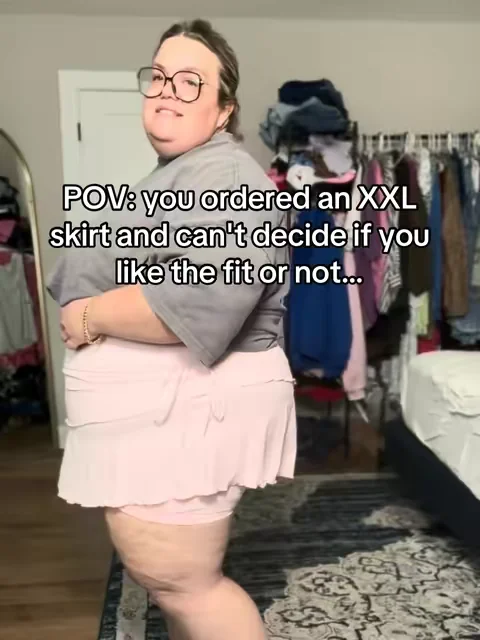 I love this skirt, but it only came up to a size XXL. I ordered it and I normally wear A+ size 4X. What do you think? Does it fit and should I keep it? I love that there's shorts underneath it with pockets so I can be more comfortable. It's the softest material and I love the little ruffles. Also the baby pink is spot on! Let me know in the comments what you think. #dealsforyoudays #summerwins #plussizeclothing #plussizeootd 