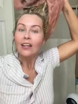 @Pravana makes my hair look, feel, and style sooo much better!! #DealsForYouDays #tiktokshopcreatorpicks #shampooandconditioner #leavein #hairtok 