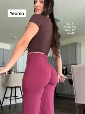I used to be a hater but I get the hype now 😅💗 #yeoreo #yeoreoleggings #dealsforyoudays #summerwins #straightlegleggings 