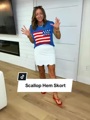 The scallop hem! ♥️ I love the full coverage 🙌🏼 5’2” 127 in a Small #skort #skortoutfit #skirtoutfits #modestfashion @moteepi 