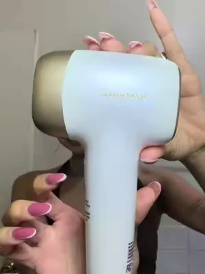 Láser en casa sin dolor ❄️ hasta 97% menos vello en 4 semanas✨ @wavytalkofficial  Si estaban pensando en probar IPL, este es el momento. #iplhairremoval #painlesshairremoval  #Wavytalkhairremoval #bodycare  #SummerVibes