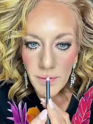 @M·A·C Cosmetics 