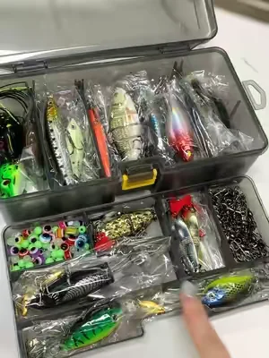 Kit de pesca súper completo 🎣🐟trae muchísimos señuelos y accesorios para diferentes tipos de pesca y por el precio vale muchísimo la pena. #TikTokShop #tiktokshopsummerturnup #dealsforyoudays #fishing #TikTokShopCreatorPerks