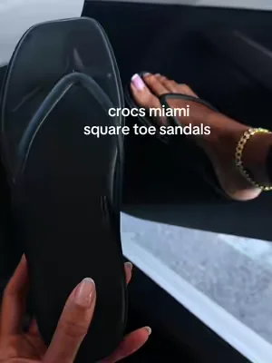 summer essential ✨ #crocs #crocsmiami #crocsmiamisandals #crocsmiamisquaretoe 