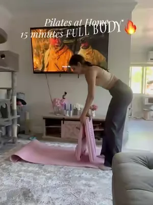 Pilates at home 💖🙂‍↕️ #pilatesathomeworkout #pilates #pilatesathome #pilatesboard #pilatesboardworkout