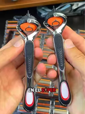 🪒🔥One clean stroke, no stubble left#RazorBlades #MensGrooming#ShavingHack #TikTokFinds #AffordableGear