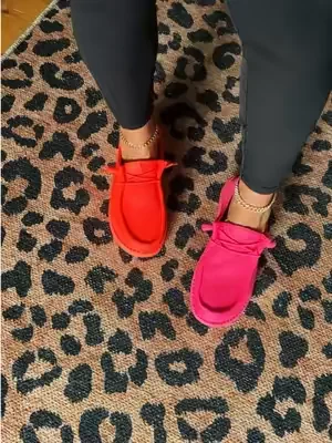 #dealsforyoudays #heydudeshoes 