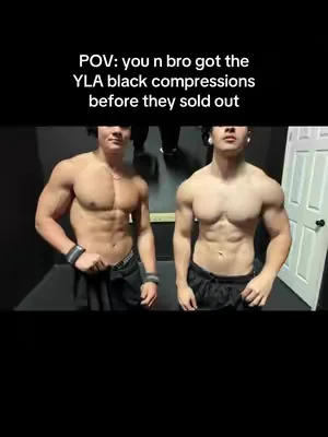 Send this to bro before they sell out. Both wearing size L at 6’2 190lb and 5’10 175lb #gym #gymbro #youngla #compression #yla 