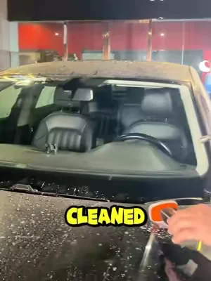Cleans the windshield and removes all oily residues etc. from it. Also applies to the interior.  #carcleaning#detailing #glasscleaner #carcare #foryou  