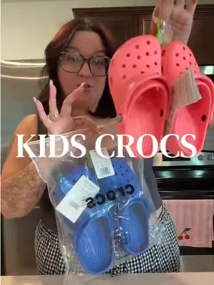⭐️Summer deals on kids Crocs! #kidscrocs #crocs #crocsclogs #dealsforyoudays 