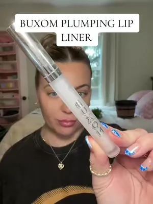 new launch alert 👀 BUXOM Plump Shot Fill + Flip Lip Liner creates the look of fuller, more defined lips while helping keep lipstick and gloss in place ✨ #buxom #lipliner #plumpinglips #lipfiller #lipplumper