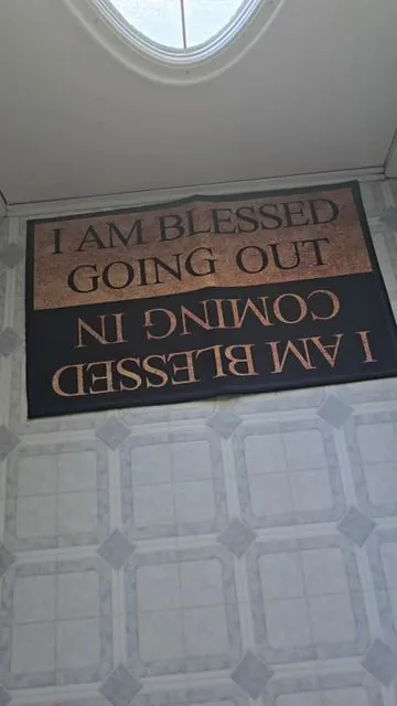 Love this reminder rug! #indoorrugs  #rugs  #iamblessed  #dailyreminder #doormat 