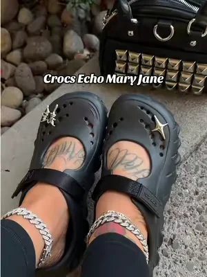 If you’re between sizes I recommend sizing down 🖤 @Crocs #crocs #maryjaneshoes #dealsforyoudays #darkaesthetic #altgirl 
