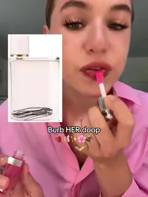 COULD YALL BE ANYMORE OBVIOUS LIKE DUUUPE @MYS Scents #burberry #burberryher #scentoftheday #perfumetiktok #perfumedupe 