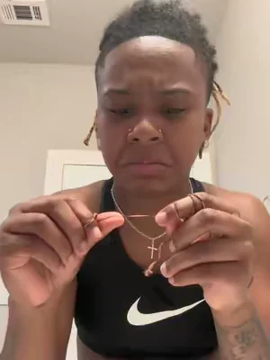 I never thought dental floss could make this much of a difference 😭🦷✨ This silk expandable floss gets where regular floss can’t, and it’s infused with black seed oil for an extra fresh, clean feeling. Once you try it, you’ll never want to go back to the cheap stuff 😮‍💨🛒 Grab yours on TikTok Shop before everyone catches on!  #teeth #teethwhitening #GlowUp #hygiene #dentalcare 