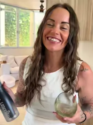 Going to the dentist is important… but maintenance between visits matters too. 🦷✨ Good thing I found myself a dental assistant. 😉💦 Prime Day Sale 48% OFF!! @usmile.official #usmilepartner #waterfloss #oralhygiene #primedaysale  Not gonna lie, this is one of those purchases I wish I'd made sooner.  It's currently at its lowest price since launch, so if you've been thinking about getting a water flosser, now's probably the time. 🤍